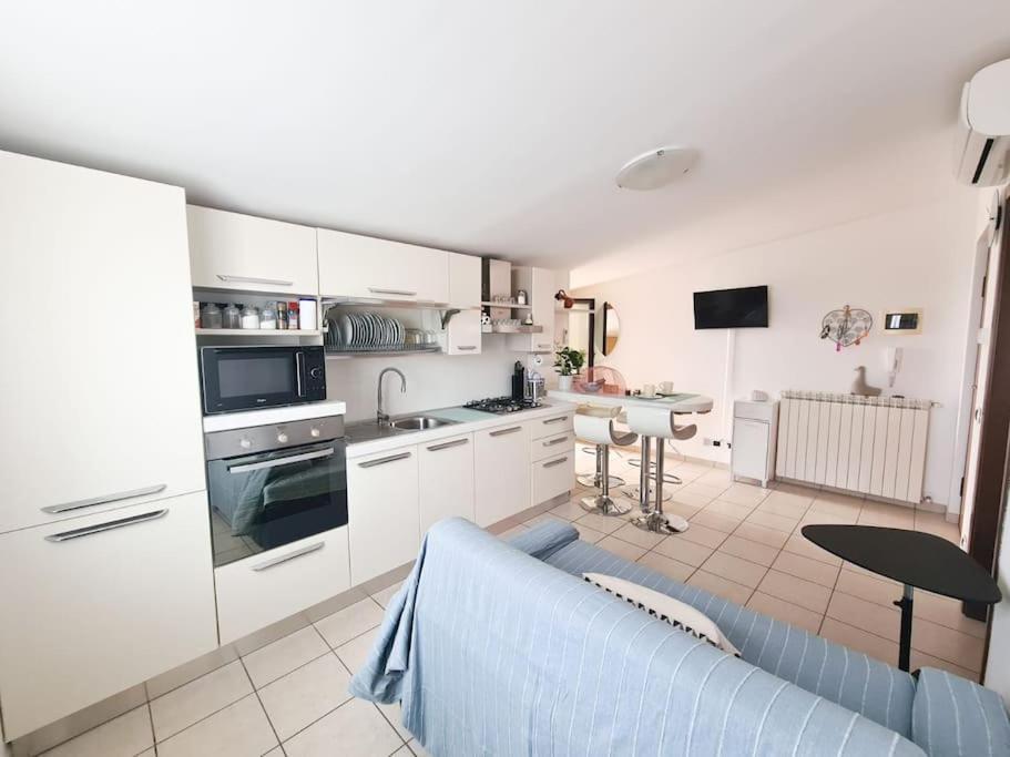 Lovely Flat With See View ロゼート・デッリ・アブルッツィ エクステリア 写真