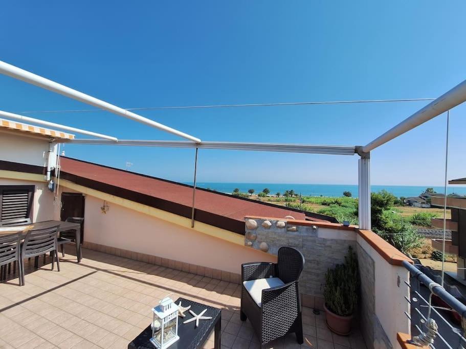 Lovely Flat With See View ロゼート・デッリ・アブルッツィ エクステリア 写真